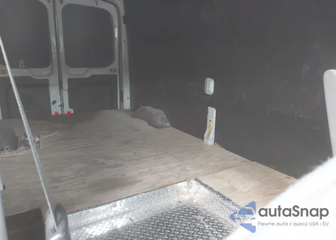 2015 Ford Transit-250 из США, поврежденный, VIN 1FTNR2CM7FKA03643